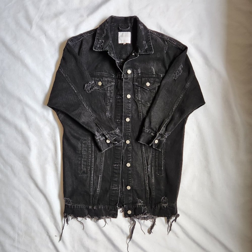 ZARA Trafaluc Denimwear Black Distressed Trucker Women (EU M/ USA M/ MEX 28)